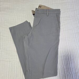Dockers Light Gray Chino Pants - Straight Fit